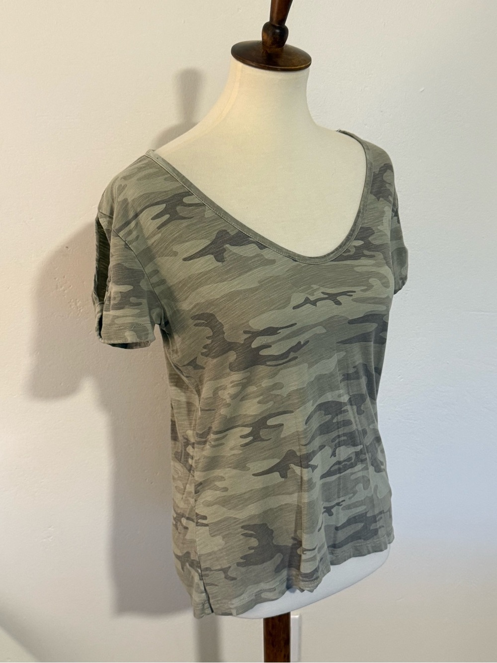 Sanctuary Olive Camo V-Neck Short Sleeve Tee